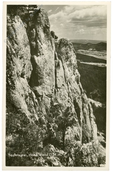 ak220815