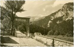 rax, raxbahn, talstation mit schneeberg