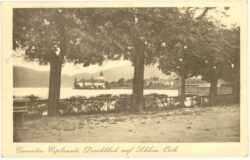 gmunden, durchblick auf schloss orth