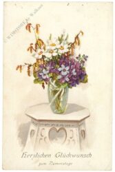 namenstag: blumenvase am tisch