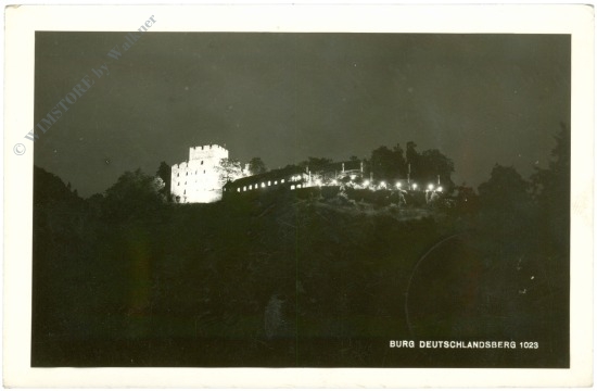 deutschlandsberg, burg bei nacht