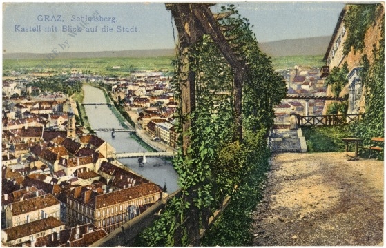 graz, schlossberg, kastell mit blick auf die stadt