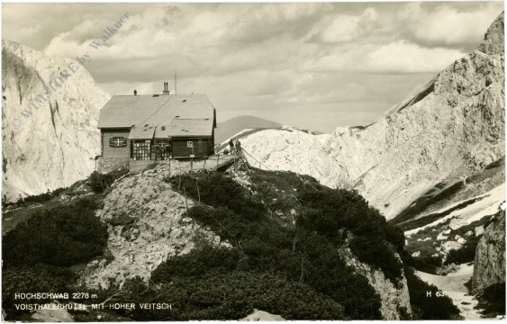 hochschwab, voisthalerhütte mit hoher veitsch