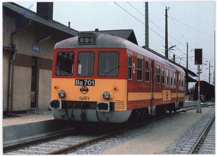 Triebwagen: Reihe Bamot 701, 702