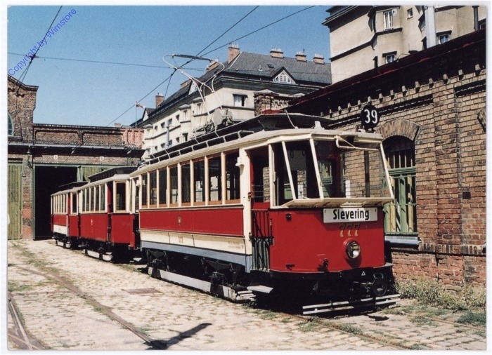 Straßenbahn "zum Heurigen"