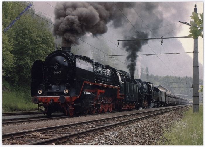 ÖGEG-Dampflokomotive 44 661 und 52.1198