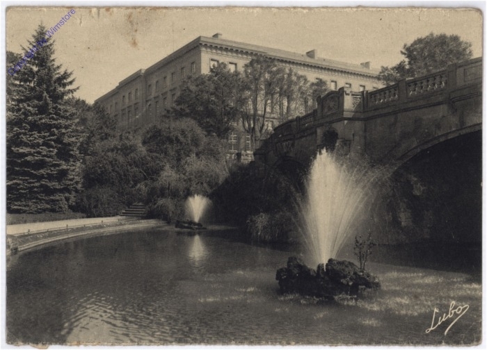 akg10782 Metz, Springbrunnen