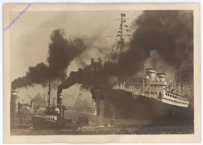 Ausreise eines Hapag-Schnelldampfers, Hamburg-Hafen