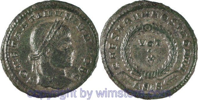Constantinus II. 317 - 340, Siscia, Follis, 18,9 mm, 3,10 g, CONSTANTINVS IVN NOB C // CAESARVM NOSTRORVM / ΔSIS Palmzweig, AE, ss-vz