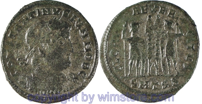 Constantinus II. 317 - 340, Thessalonica, Follis, 19,3 mm, 2,22 g, CONSTANTINVS IVN NOB C // GLORIA EXERCITVS / SMTSB, AE, -ss