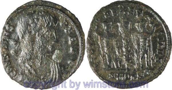 Constans 333 - 350, Thessalonica, AE 4, 16,8 mm, 0,91 g, CONSTANS P F AVG // GLORIA EXERCITVS / SMTSΔ, AE, -ss