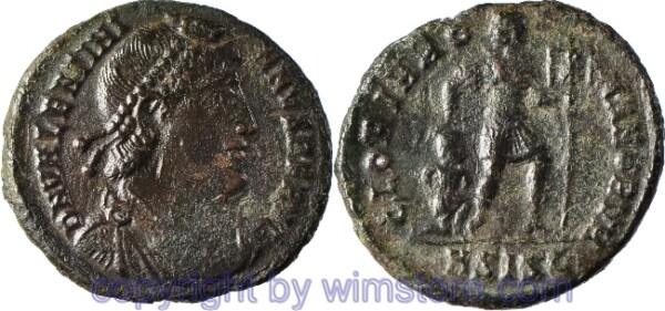 Valentinianus I. 364 - 375, Siscia, AE 3, 18,9 mm, 2,72 g, D N VALENTINIANVS P F AVG // GLORIA ROMANORVM / ASISC, ss