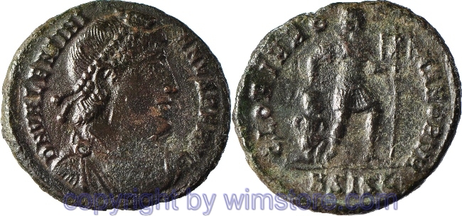 Valentinianus I. 364 - 375, Siscia, AE 3, 18,9 mm, 2,72 g, D N VALENTINIANVS P F AVG // GLORIA ROMANORVM / ASISC, ss