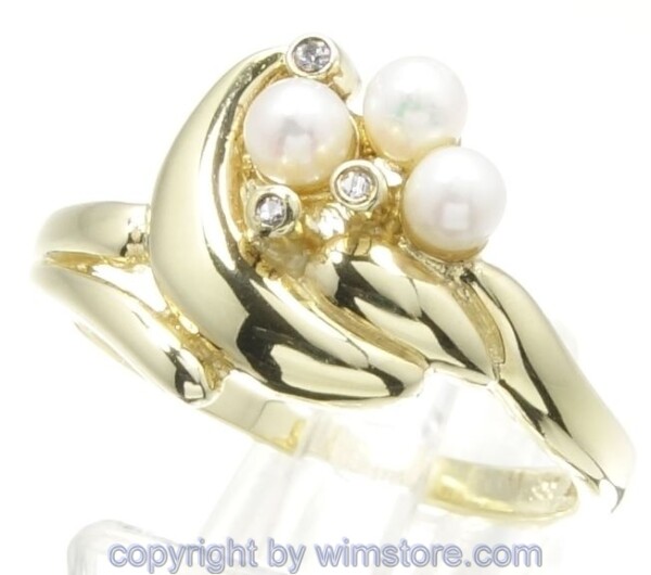 Goldring, Perlen, Diamanten