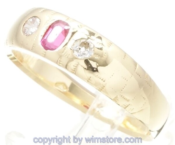 Goldring, Antik, Brillanten, roter Stein